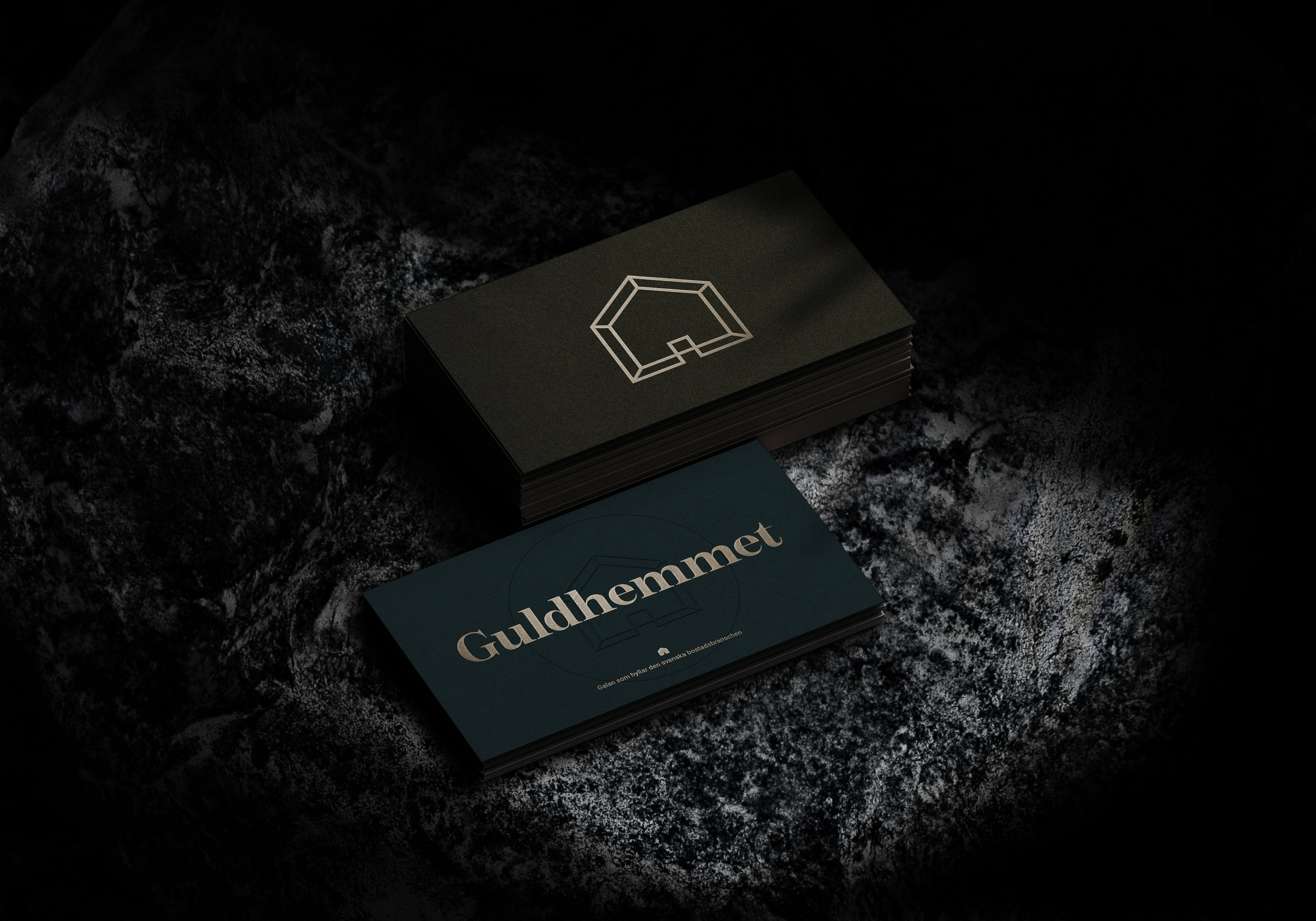 Classic-Business-Cards-Mockup-2-2